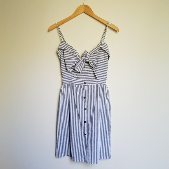 Dresses & Skirts - Host Pick!! 7/22 NWOT Pinstripe Peekaboo Dress
